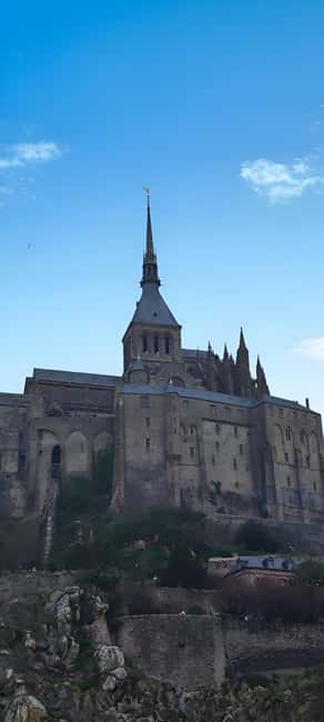 Mont-Saint-Michel: Private Guided Tour with Tasting from Paris - Key Points