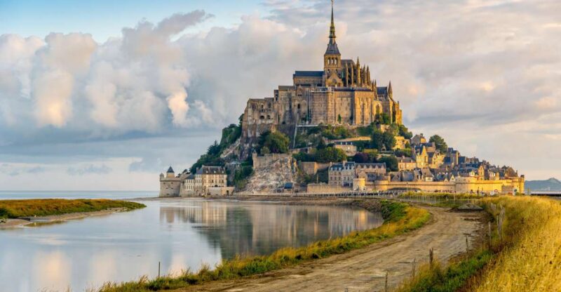 Mont-St-Michel: Small Group Guided Tour with Abbey Ticket - Breathtaking Views from the Abbey and Surroundings