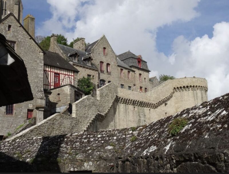Mont-St-Michel: Small Group Guided Tour with Abbey Ticket - The Experience Provider: TOUR FRANCE EXPERIENCE