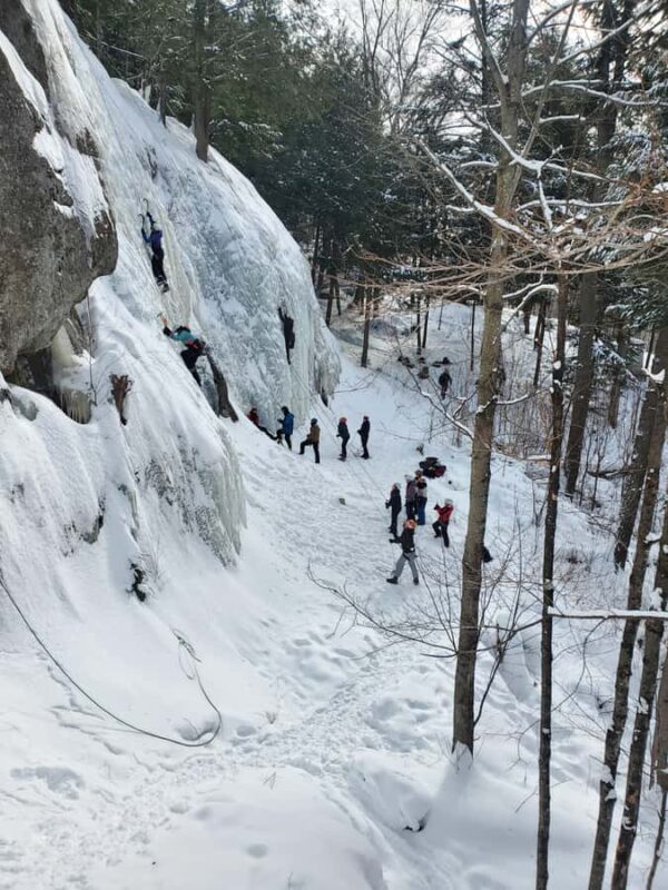 Mont-Tremblant: Ice Climbing Full Day Lesson with Guide - Key Points