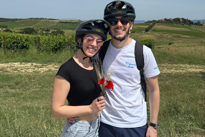 MONTALCINO Essence: Your PRIVAT E-Bike Experience, Top Quality! - Premium Equipment and Safety Features for Comfort