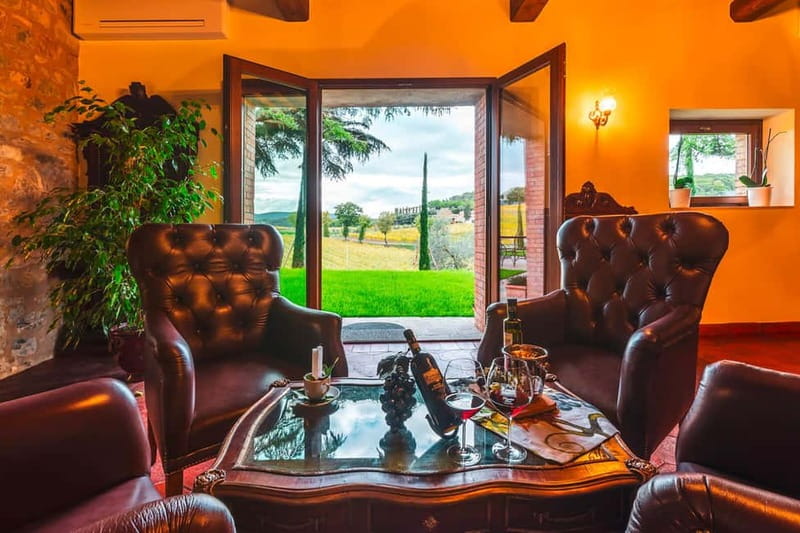 Montalcino: Vinyard Tour with Vertical Brunello Tasting - Exploring Paradiso di Cacuci’s Vineyards and Cellar