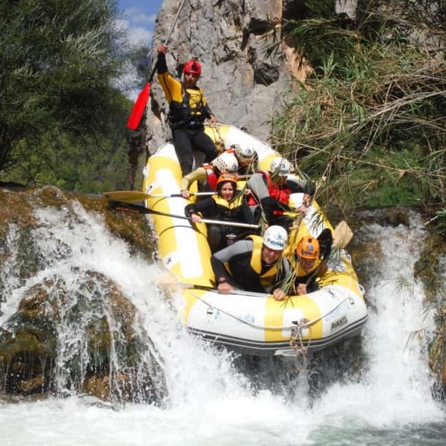 Montanejos: Extreme Rafting on the Mijares River - Montanejos: Extreme Rafting on the Mijares River