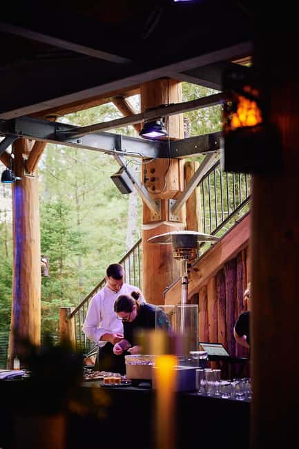 Montebello, QC: Parc Omega Wolves Experience with Cocktail & Guide - Physical Requirements and Weather Considerations