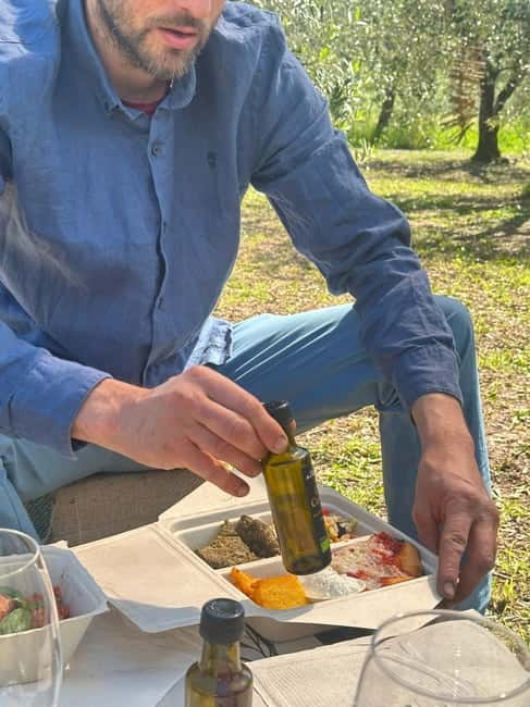 Montecatini Alto: Gourmet picnic among olive trees with EVO oil pairing - Wine and Olive Leaf Tea Pairings