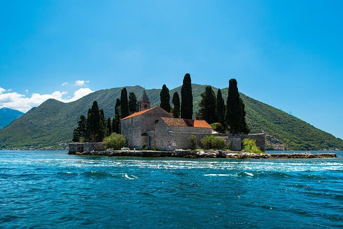 Montenegro Day Trip from Dubrovnik - Unique Features and What Sets It Apart