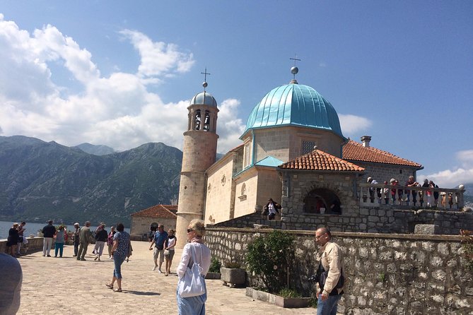 Montenegro private daytrip from Dubrovnik, Perast, Bay of Kotor - Exploring Perast’s Seaside Charm