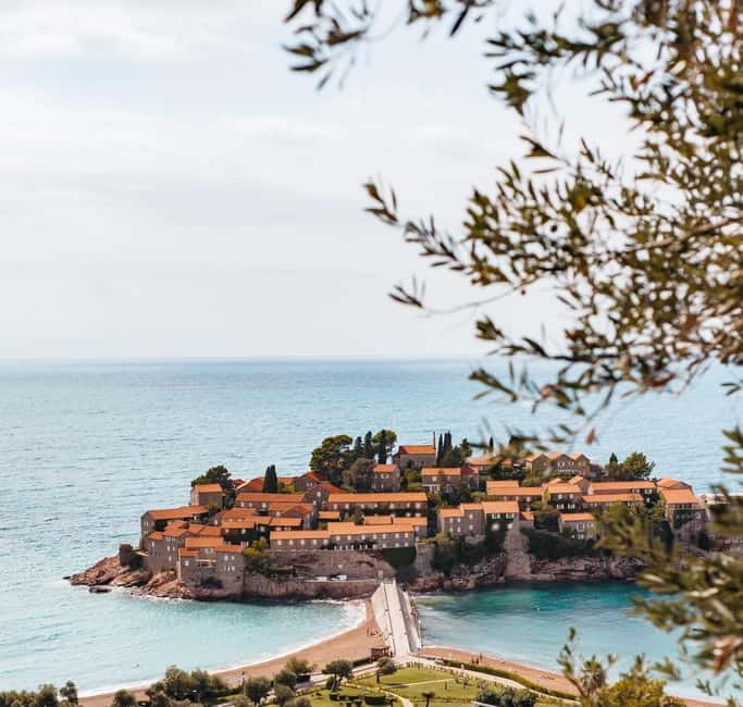 Montenegro Tour: S.Stefan, Cetinje, Njegusi, Kotor, Budva - Key Points