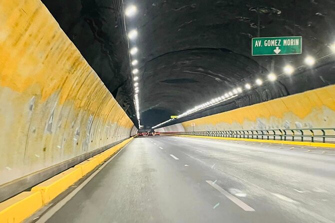 Monterrey Express Tour with a 2-Hour Local Guide - Admiring Natural Beauty at Santa Catarina and "El Canyon de la Huasteca"