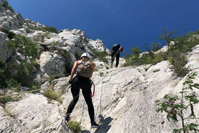 Monterrey: Nido de los Aguiluchos Expedition - Activities: Hiking, Rock Climbing, and Rappelling