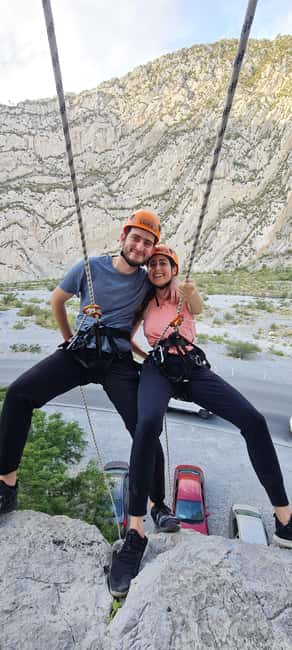 Monterrey: Rappelling class in La Huasteca Park - From Basic to Advanced Rappelling Skills
