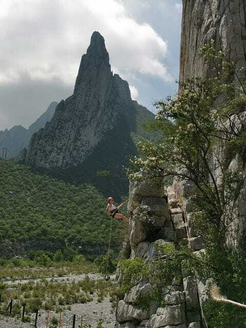 Monterrey: Rappelling class in La Huasteca Park - Enjoying La Huastecas Natural Wonders