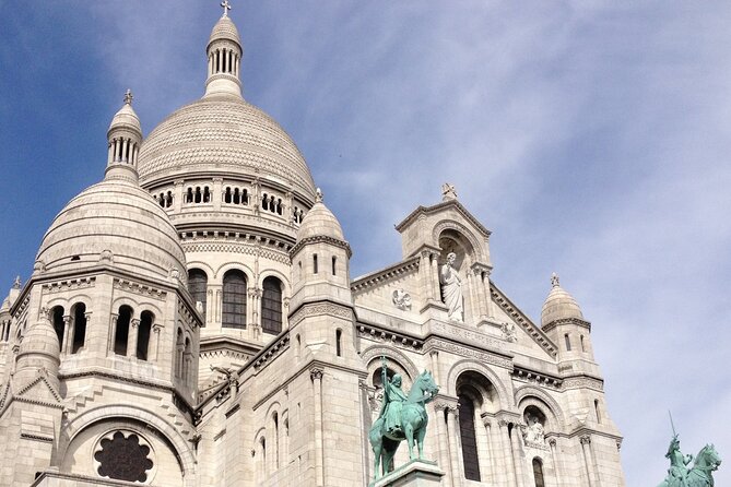 Montmartre - A Canvas of Art and History (Self-Guided audio tour) - The Romantic Charm of Le Mur des Je taime
