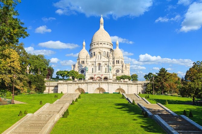Montmartre Paris Walking Tour with Audioguide on Your Smartphone - Key Points