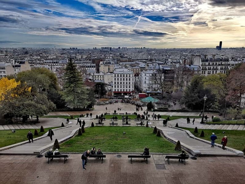 Montmartre : private family tour - Practical Details and Booking Flexibility