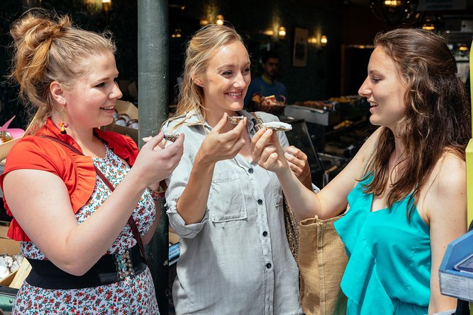 Montmartre Private Food Walking Tour With Locals: The 10 Tastings - Exploring Place du Tertre and Montmartre’s Artistic Heritage