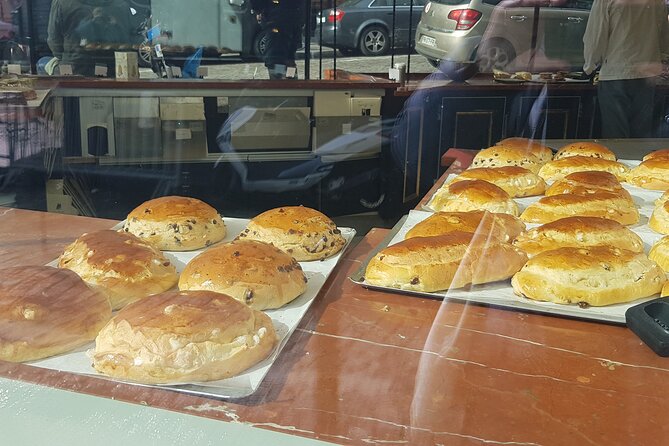 Montmartre Sacré Coeur and Moulin Rouge best shops and cafés - Exploring Montmartre’s Vintage and Designer Shops