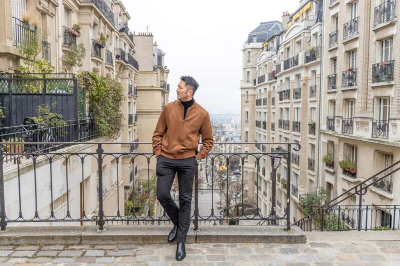 Montmartre Sacre Coeur area photoshoot by Paris photographer - Discover the Charm of Montmartre with a Private Photoshoot