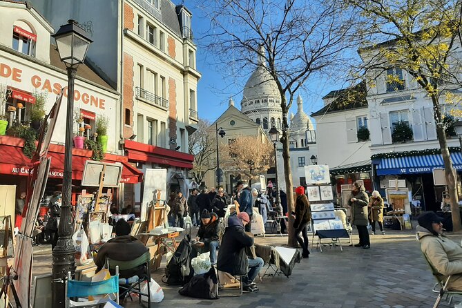 Montmartre/Sacre-Coeur/Paris- Artistic & Bohemian Epicenter - Strolling Through Rue Lepic and Film Shoot Spots