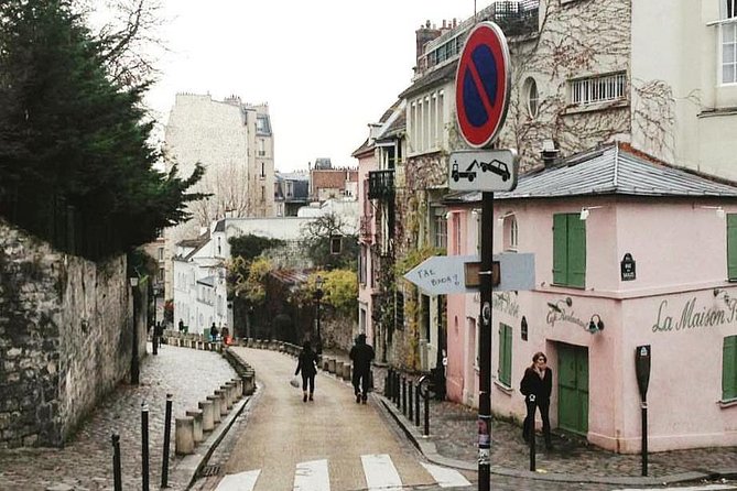 Montmartre & Sacré Coeur Private Historical 2-Hour Walking Tour in Paris - Exploring the Artistic Heritage of Montmartre