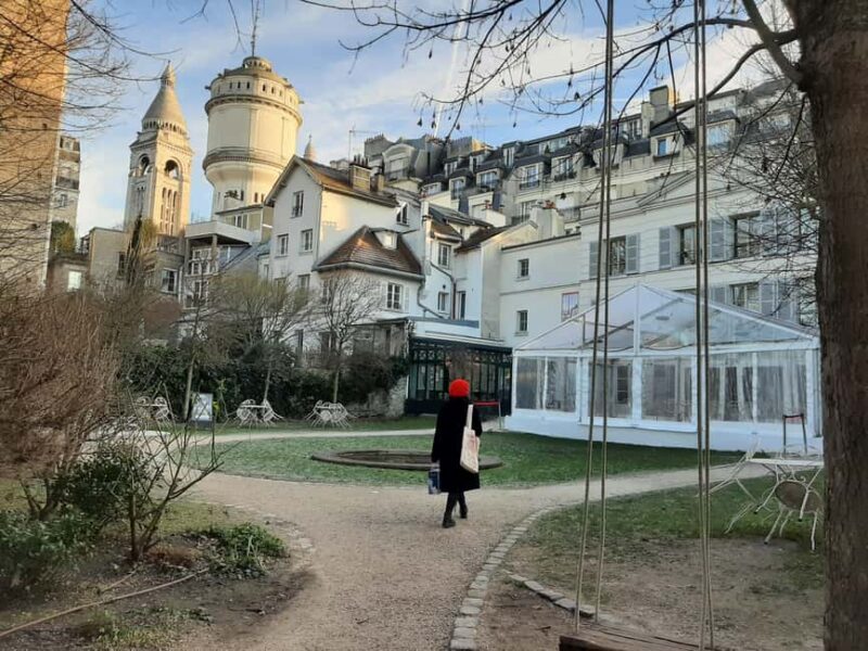 Montmartre Secret Gardens & French Goûter Private Tour - Key Points