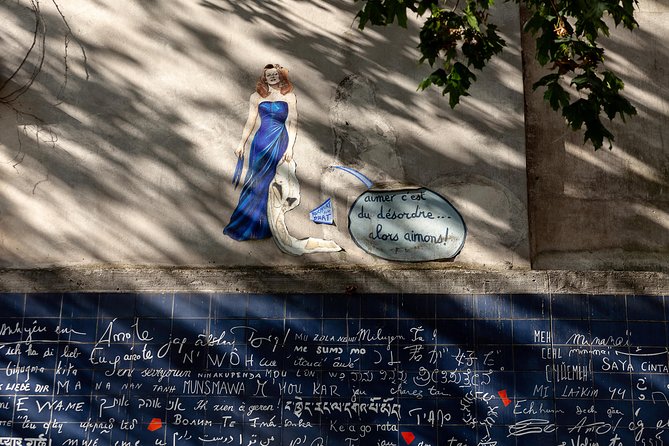 Montmartre Street Art Tour with an Artist - Why This Tour Offers a Different View of Montmartre