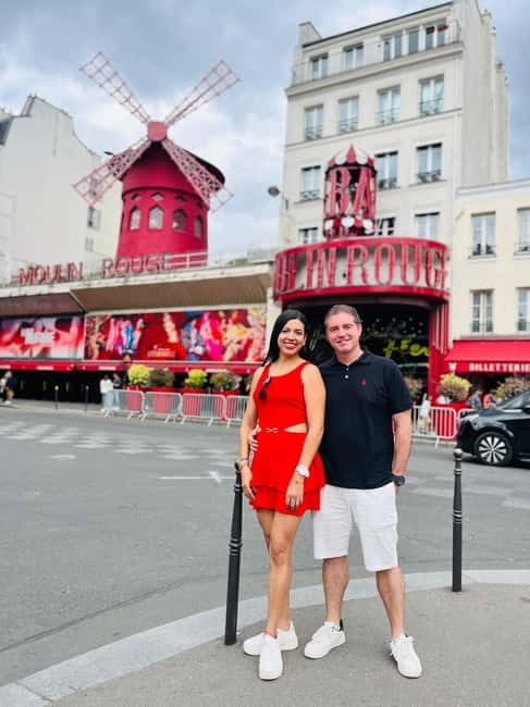 Montmartre: The Bohemian Heart of Paris - Key Points