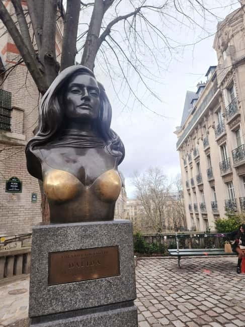 Montmartre: The Bohemian Heart of Paris - Discover the Artistic Legacy of Montmartre