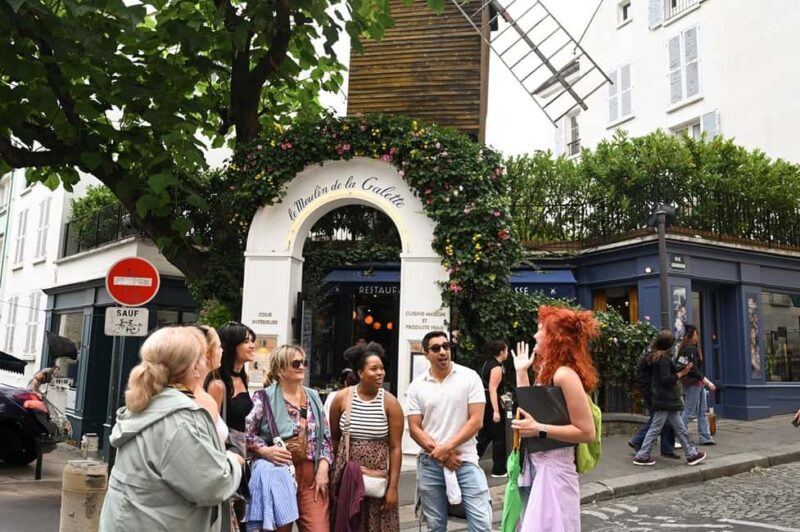Montmartre Walking Tour with Secret Tales, Views & Croissant - Explore Montmartre’s Artistic and Romantic Heart for $31
