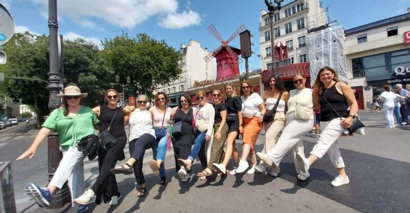 Montmatre Walking Tour: the essential highlights+ - Visiting the Lapin Agile and Artistic Venues