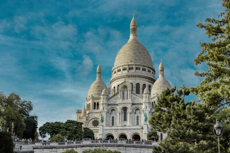 Montmatre Walking Tour: the essential highlights+ - Additional Sights and Anecdotes in Montmartre