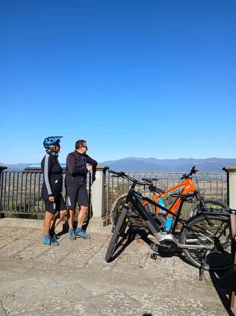 Montone: e-bike tour of the medieval village and visit to a winery - Starting Point at Gocycling in Città di Castello