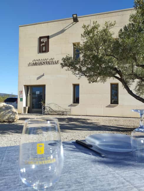 Montpellier: Celles, Capitelles & Local Wine Tasting Tour - Discovering the Village of Celles and Its Untold Story