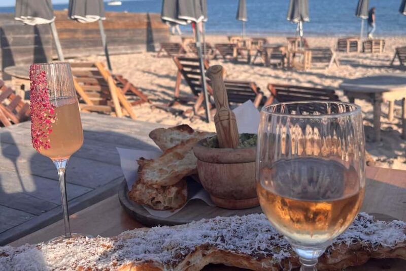 Montpellier: Private Walking Tour with Licensed Guide - Exploring Hidden Gems and Architectural Highlights