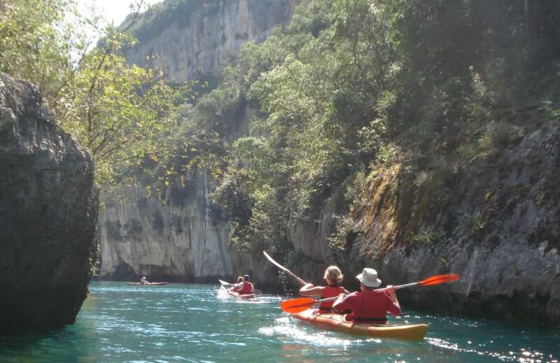 Montpezat: Canoe and kayak rental in the Verdon Gorges - The Value and Flexibility of Renting from AQUATTITUDE