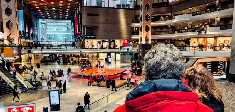 Montreal: 2-Hour Private Complete Hidden City Experience - Exploring Hidden Passageways and Artistic Spaces