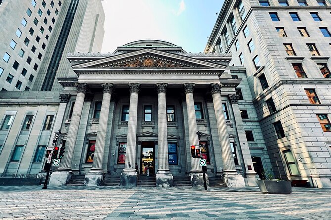 Montreal: 3-Hour Private Car Tour with Expert & Free Pick up - Discovering Montreal’s Market and Squares