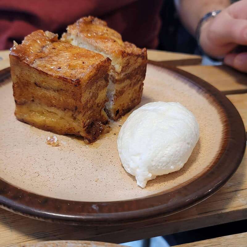 Montreal: A guide to your best restaurant choice! - Meeting Options and Accessibility