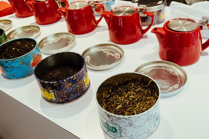 Montreal Afternoon Tea Tour - The Formal Afternoon Tea in Old Montreal