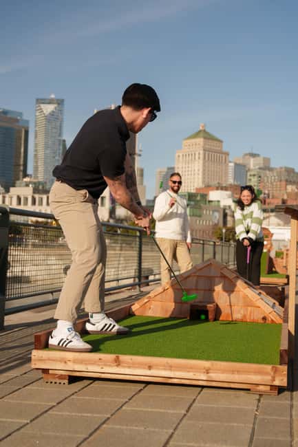 Montreal: Bungee Jump + Mini-golf (Combined Offer) - Key Points