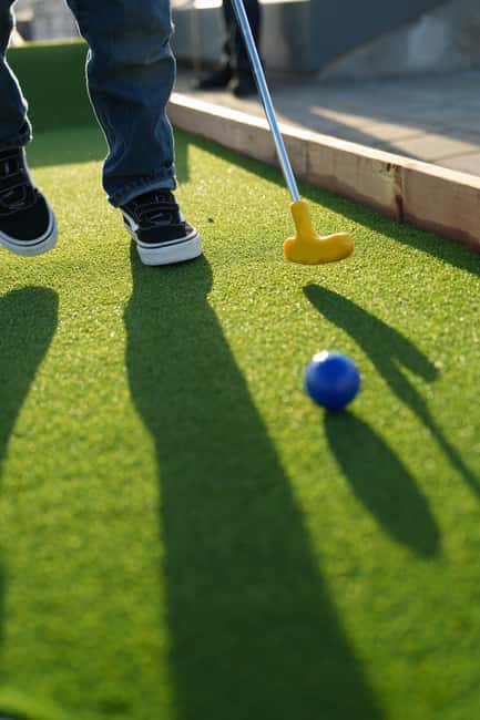 Montreal: Bungee Jump + Mini-golf (Combined Offer) - Starting Point at the Quai des Convoyeurs in Montreals Old Port