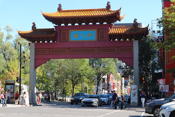 Montreal Instragram Photography Walk with Local Expert - Wandering through Chinatown’s Colorful Streets