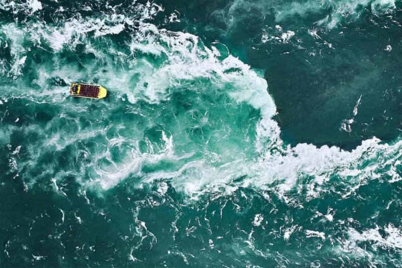 Montreal: Lachine Rapids Sightseeing Tour - The Power and Beauty of the Lachine Rapids