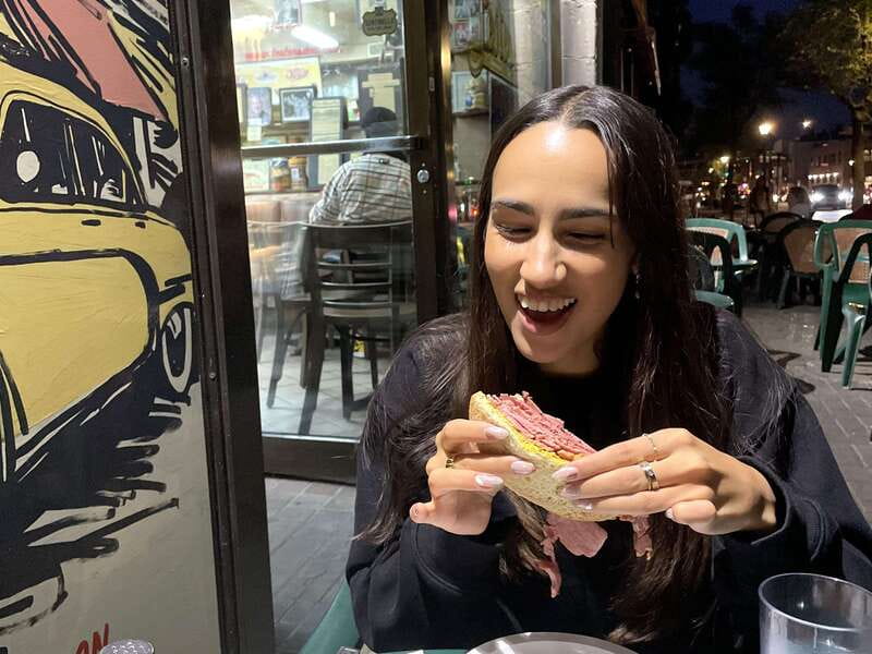 Montréal: Mile End Foodie Tour with Tasting - Key Points