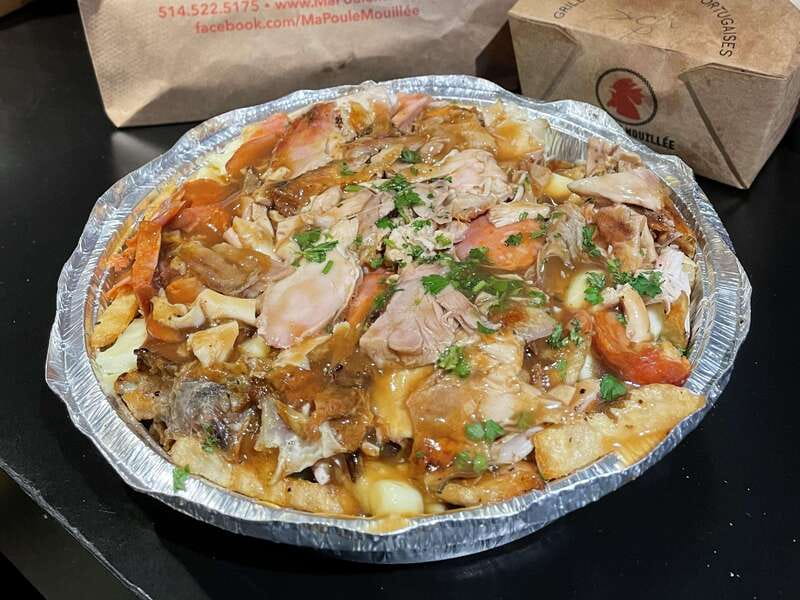 Montréal: Mile End Foodie Tour with Tasting - Other Tasty Stops: Smoked Meats and Pastry Delights