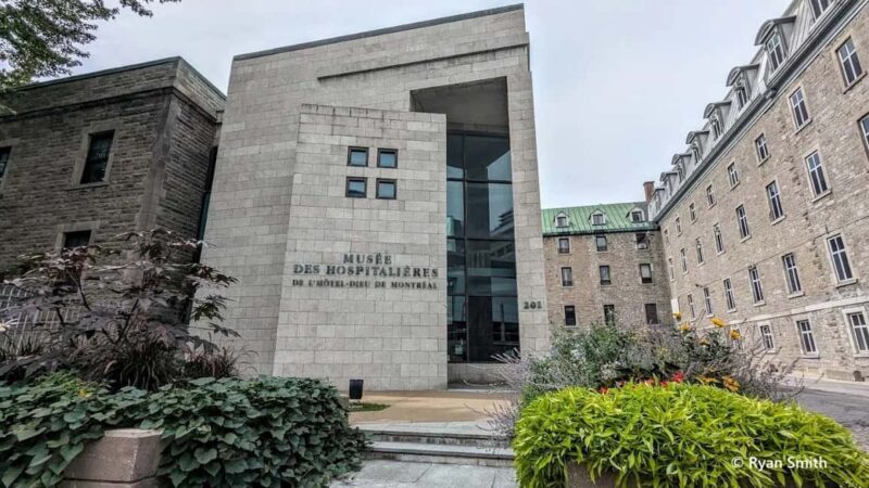 Montreal: Musée des Hospitalières Entry & Digital City Tour - Digital Tour of Mile End and Outremont Districts: Art, Architecture, and Culture