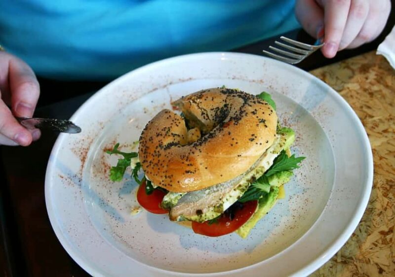 Montreal: Personalized Private Food Tour with a Local Foodie - Key Points