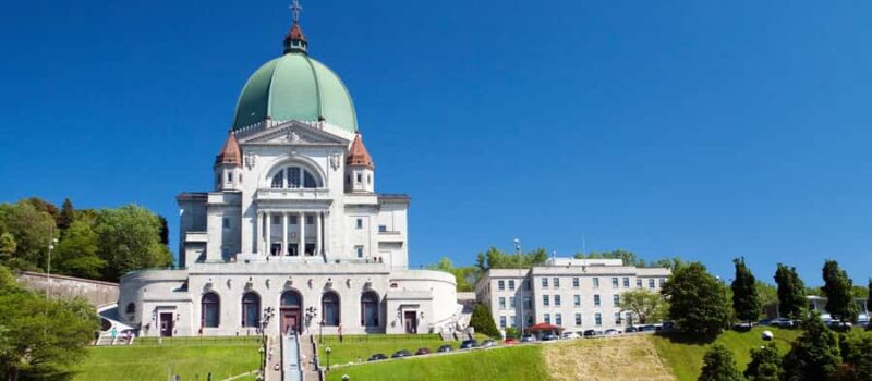 Montreal: Private City Tour by Luxury Sedan - Exploring the Old Port of Montreal and Downtown Energy