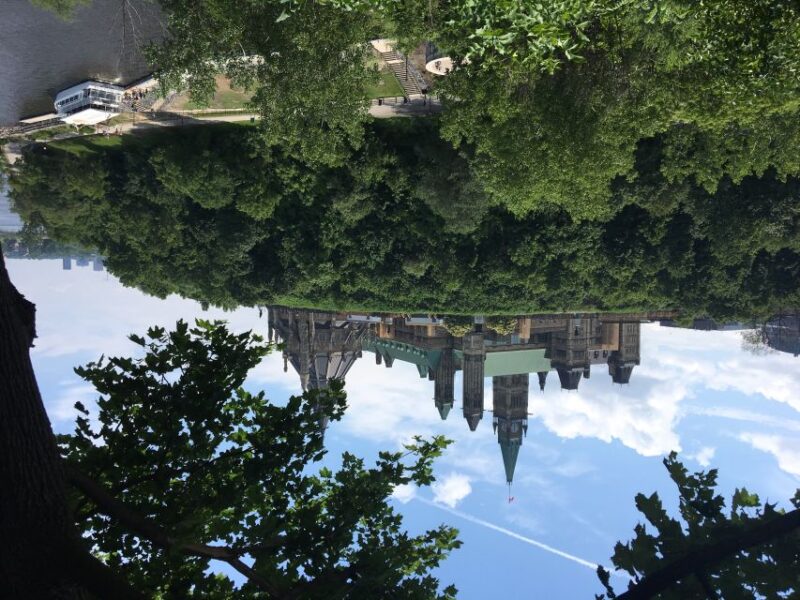 Montreal: Private Day Tour to Ottawa - Strolling Through the Historic ByWard Market