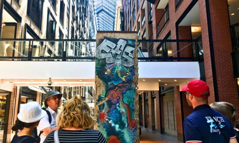 Montreal: Private Walking Tour of Downtown & Underground - What to Expect During the Tour